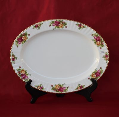 Πιατέλα σερβιρίσματος οβάλ Royal Albert Old Contry Roses