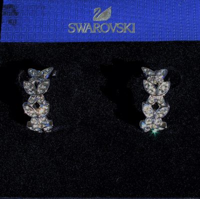 Σκουλαρίκια BUTTERFLY HOOPS κόσμημα Swarovski κωδικός 1 136 268 - Image 6